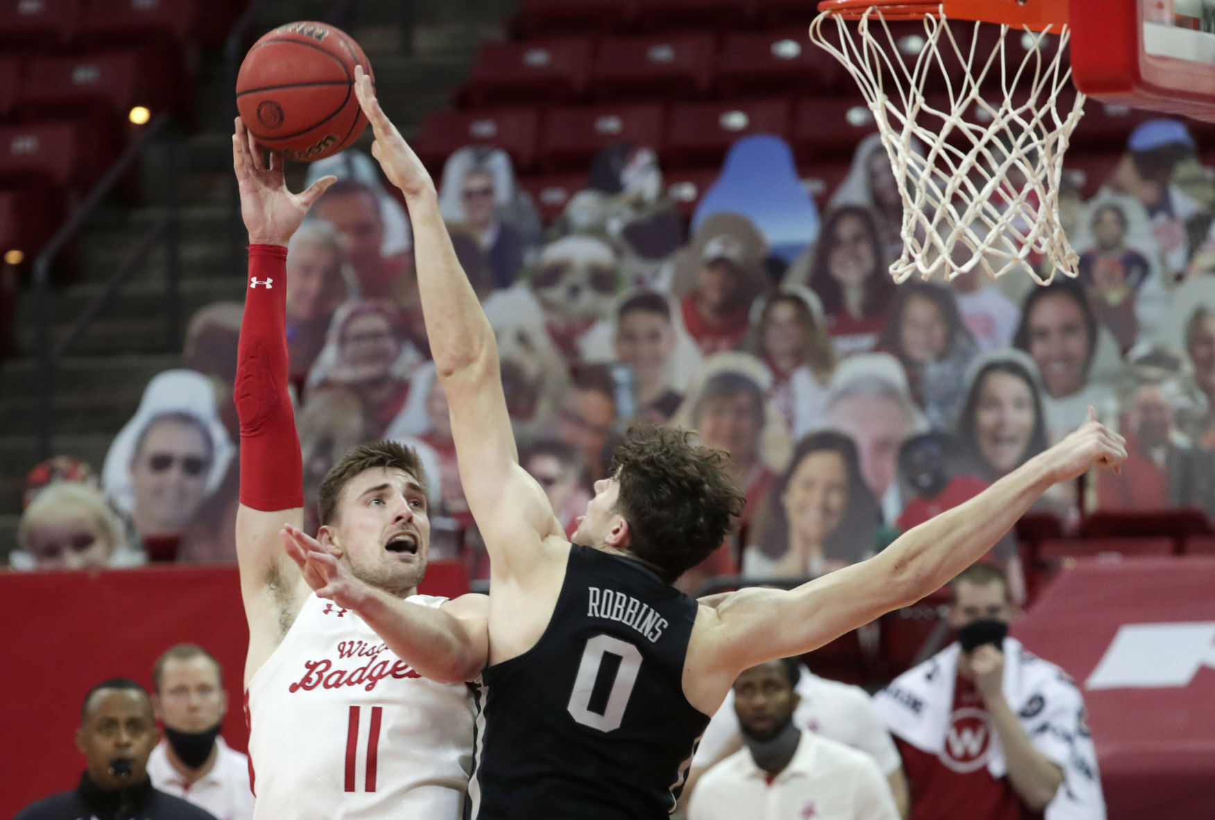 UW 71, Minnesota 59